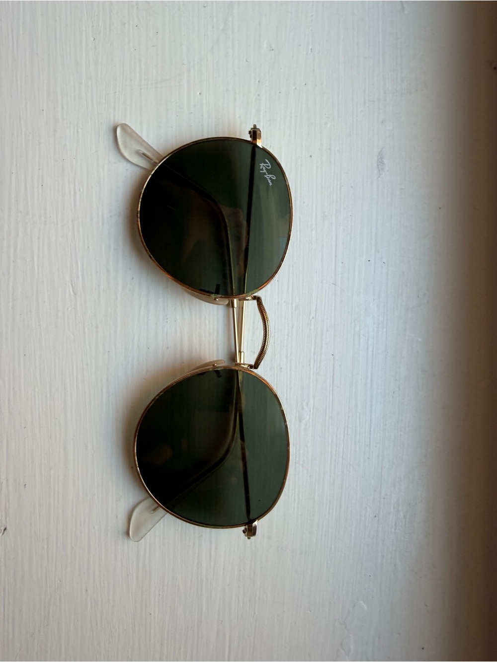 Ray-Ban Gold Frame Sunglasses with Dark Green Lenses